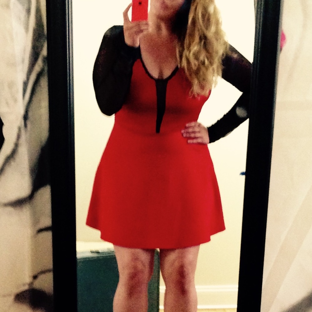 RED AND BLACK MESH LONG SLEEVE MINI DRESS